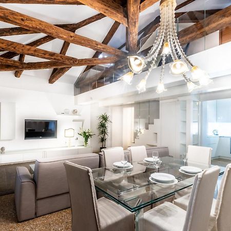 San Teodoro Palace - Luxury Apartments Velence Kültér fotó
